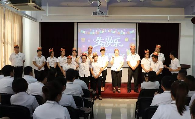 乾港集團(tuán)7月員工生日會