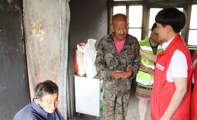 乾港慈善 乾港慈善